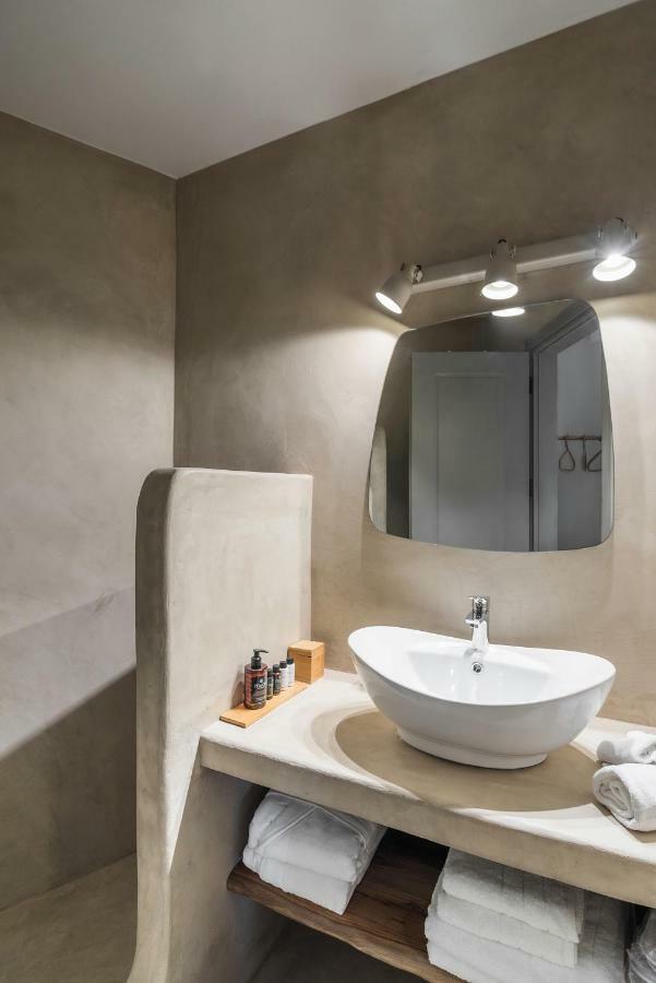 Chora Kythnos Suites Adults Only Luaran gambar